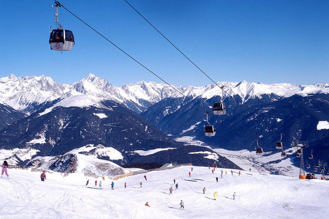 Kronplatz Mountain Lodge Брунико Экстерьер фото